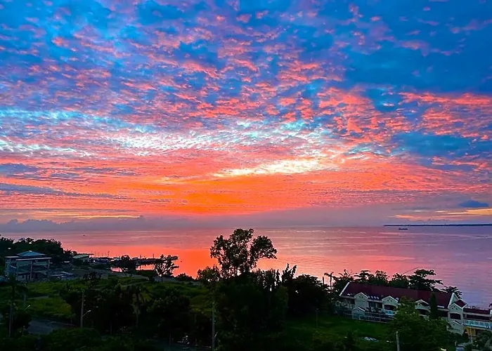 2br Oceanview Suite: Welcome Up To 10 Guests! Hotel Lapu-Lapu City